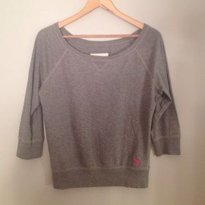 Grey Abercrombie pullover