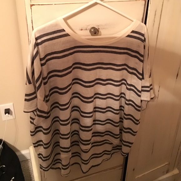 Never Worn! Old Navy BF Tee
