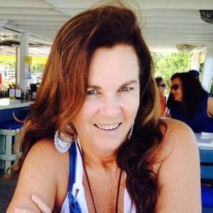 Meet your Posher, Ronit