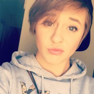 Meet your Posher, Nikki