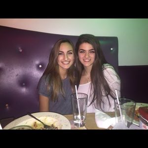 Meet your Posher, Amelia