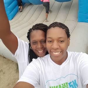 Meet your Posher, Monique