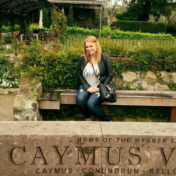 Meet your Posher, Amber - Picture 2 of 2