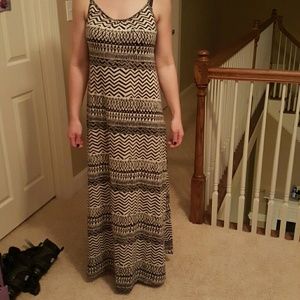 Geometric print maxi dress