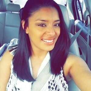 Meet your Posher, Yessenia