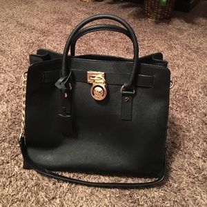 MK Hamilton Large Saffiano Leather Tote black/gold