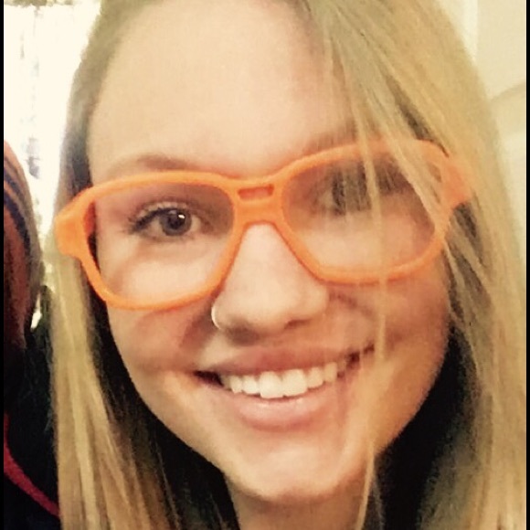 Meet your Posher, Erin