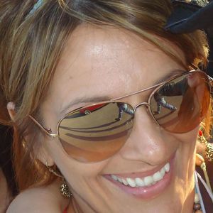 Meet your Posher, Lori