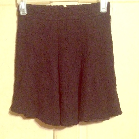 Black lacy zip up skirt