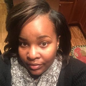 Meet your Posher, Roneka