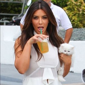 Meet your Posher, Ariana