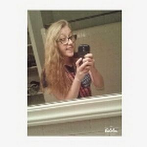 Meet your Posher, Faye