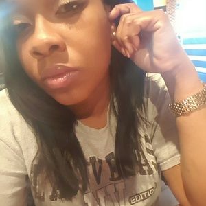 Meet your Posher, Sheena