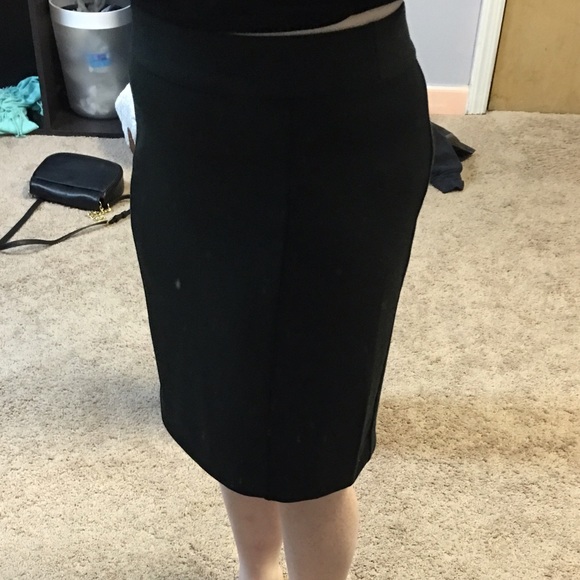 Black professional pencil skirt