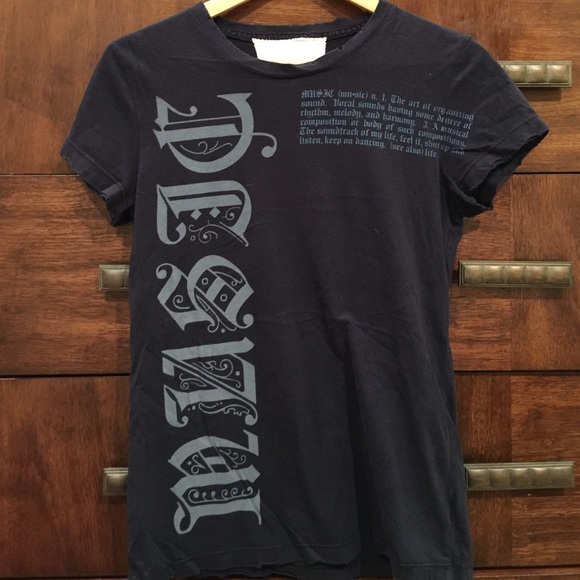 Harajuku Lovers navy blue "music" t-shirt
