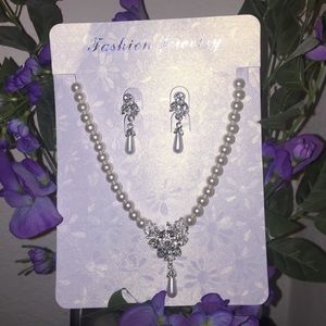 🆕 Ιмιтaтιon Pearl Necĸlace Ѕeт 💥Price Reduced💥