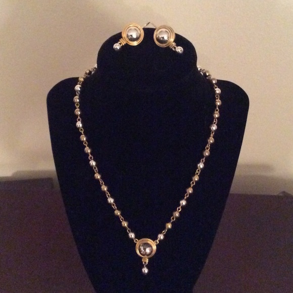Liz Claiborne Silver & Gold Necklace & Earring Set