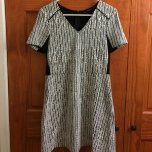 Black and white patterned dress