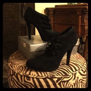 Jessica Simpson ankle boot