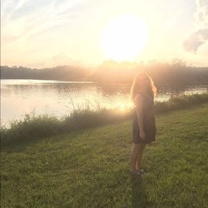 Meet your Posher, Laura