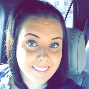 Meet your Posher, Karlee