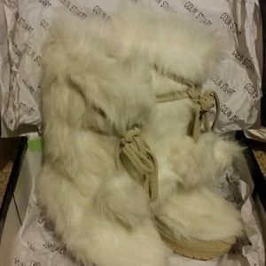Victoria Secret Colin Stuart white boots