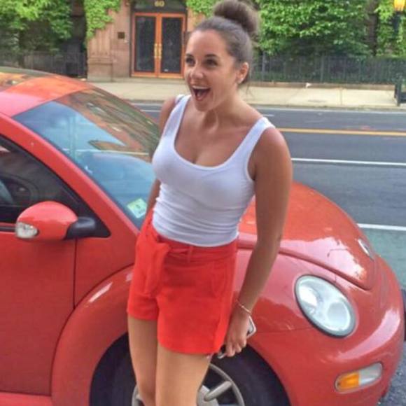 Meet your Posher, Alyson