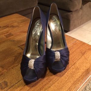 Guess heels blue satin like material with bling
