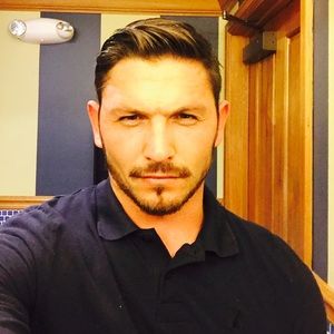 Meet your Posher, Lee