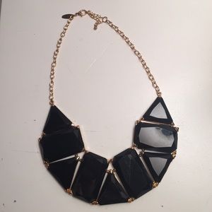 Black chunky necklace