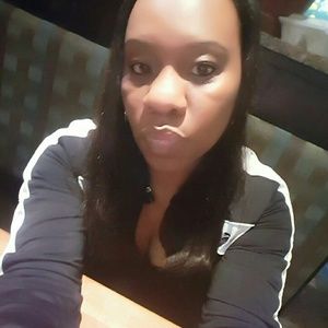 Meet your Posher, Kay