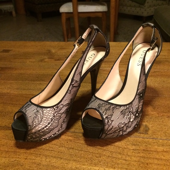 Guess open toed heels black and beige - Picture 2 of 4