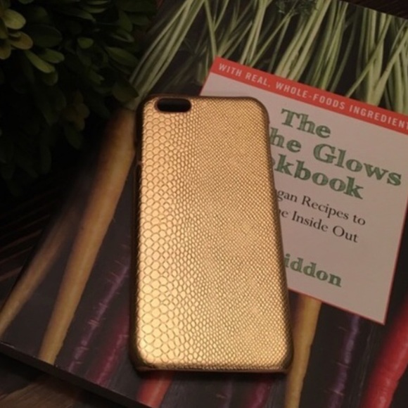 Gold iPhone 6/6s case