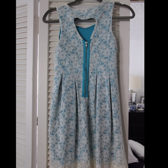 Blue and White Formal Dress Girls - Picture 2 of 4