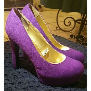 Mossimo Supply Co purple suede heels w/ platform