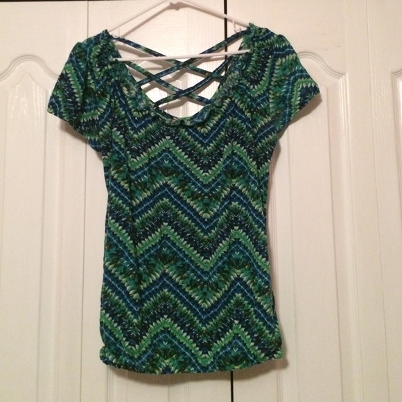 Juniors criss-cross back blouse