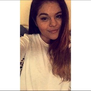 Meet your Posher, Angela