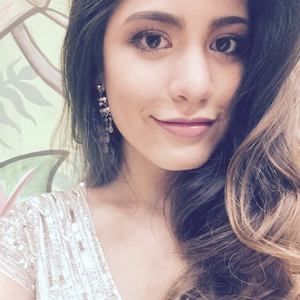 Meet your Posher, Stephany