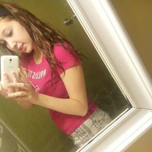 Meet your Posher, Kelsey