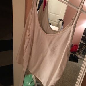 Lose tank top /crop top