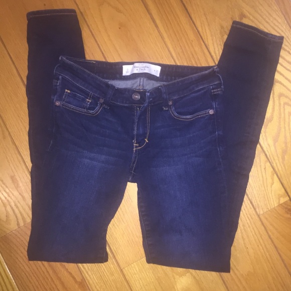 A&F jeggings size 0 dark wash