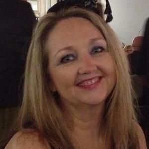 Meet your Posher, Eve