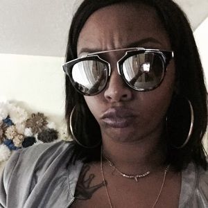 Meet your Posher, Mandi