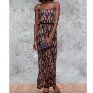 Geo Print Arrow Maxi Dress