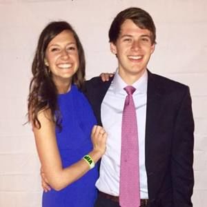 Meet your Posher, Claire