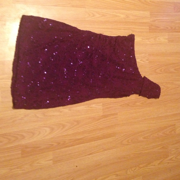 Dress - Picture 2 of 2