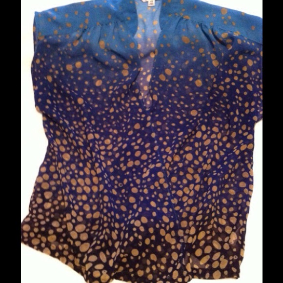 Beautiful sheer top.