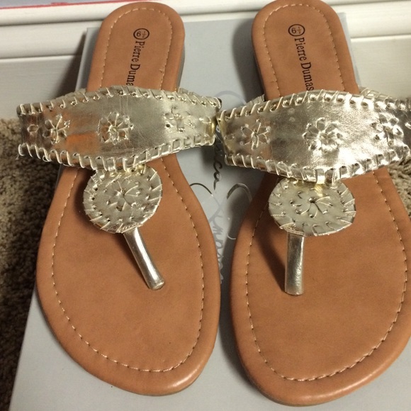 Size 6 and a half Jack Roger look a likes!