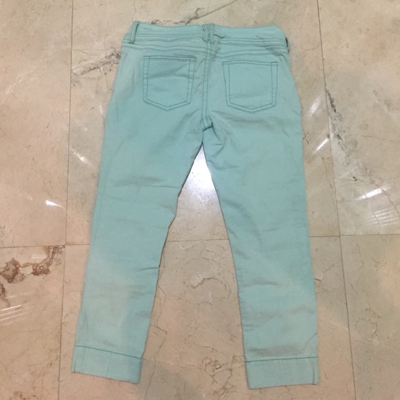 Mint Mudd Capris - Picture 2 of 8