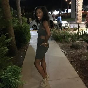 Meet your Posher, Natasha